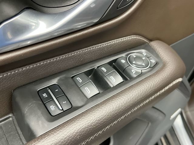 2022 GMC Yukon Denali - Photo 23