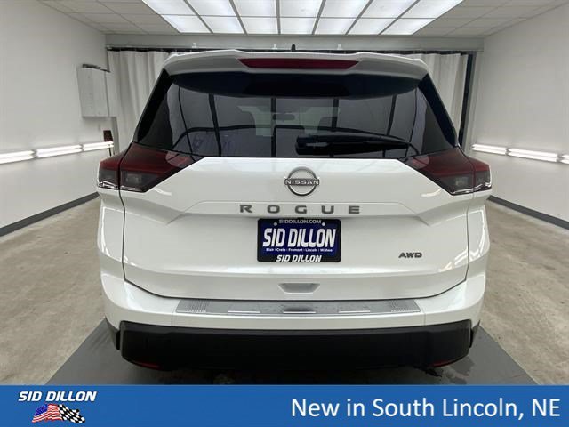 New 2026 Everest White Pearl Tricoat Nissan SV image 4
