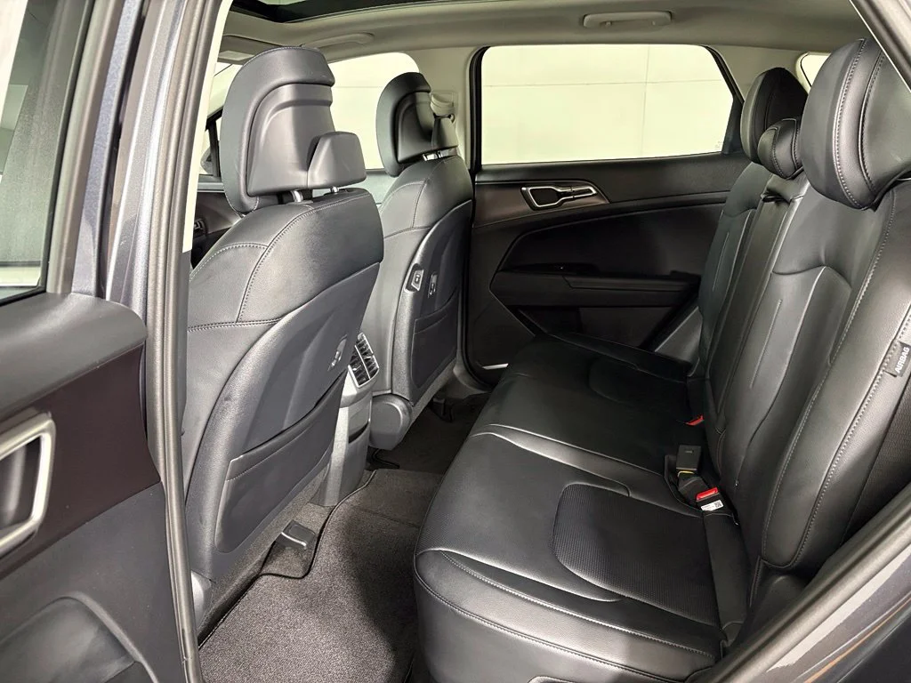 New 2027 Gravity Gray Kia EX image 39