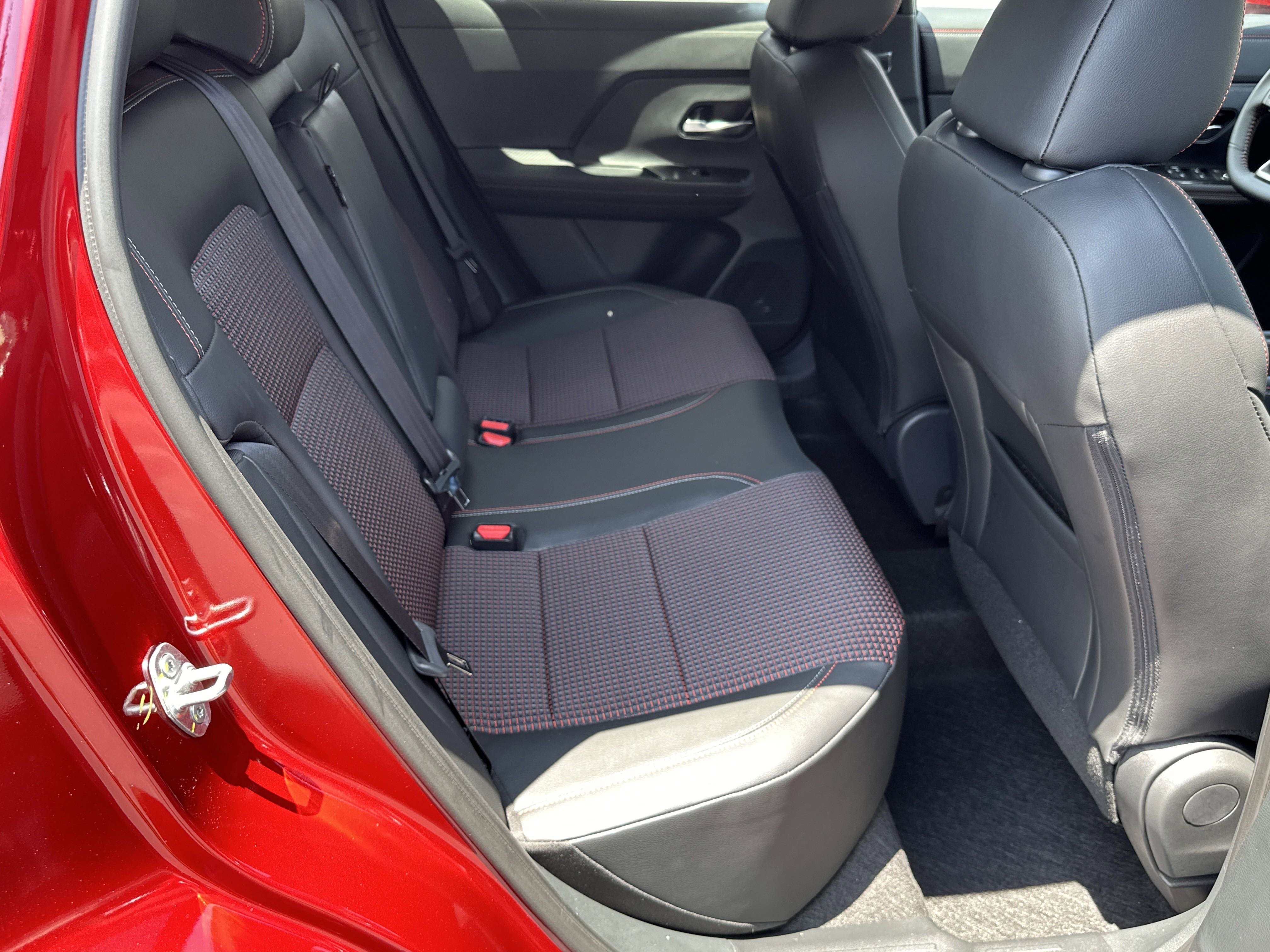 2025 Nissan Kicks SR - Photo 16