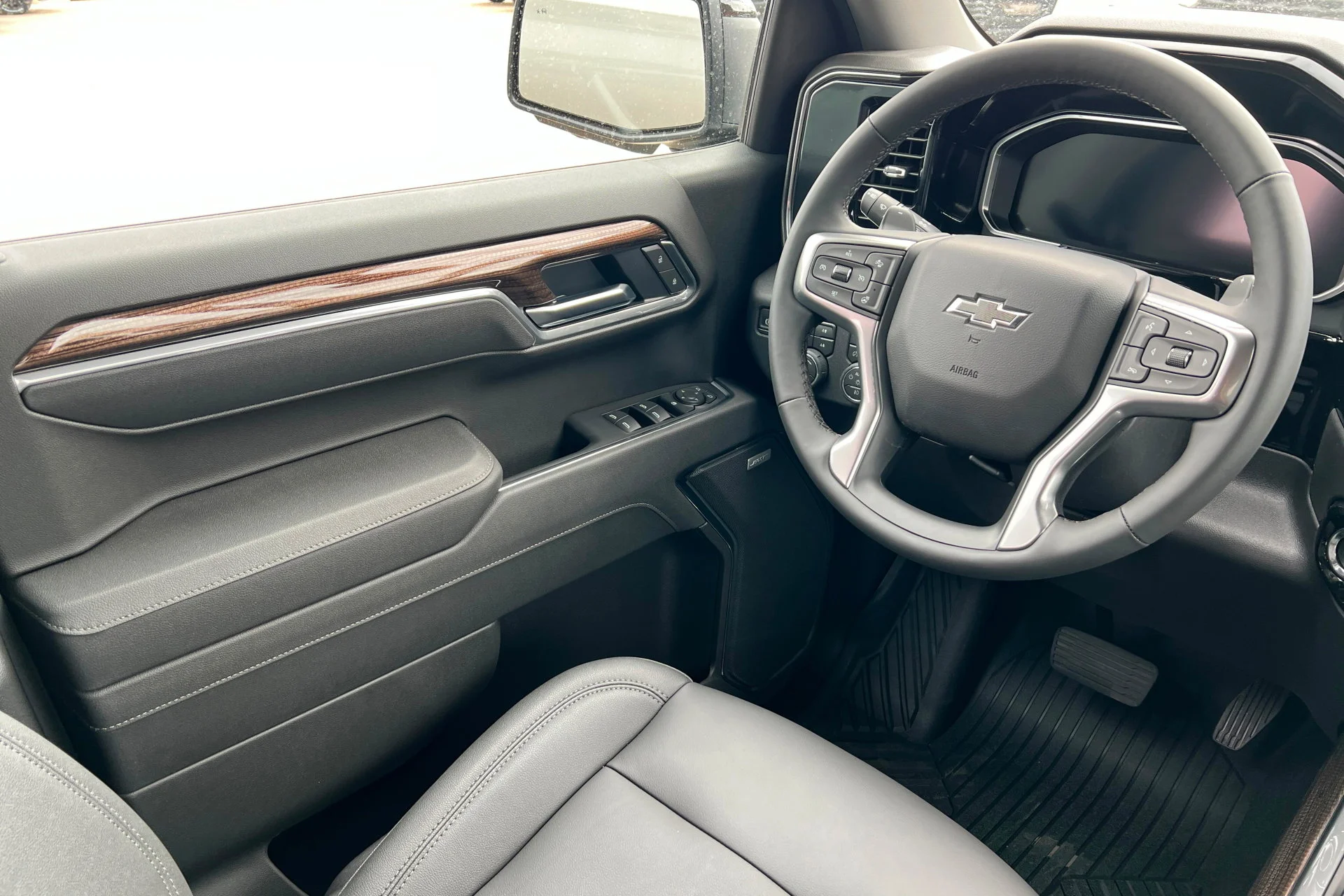 New 2026 Sterling Gray Metallic Chevrolet LT Trail Boss image 11
