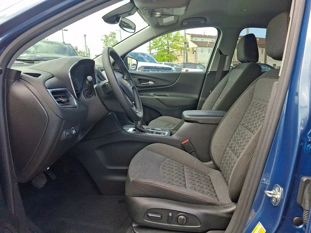 Used 2024 Lakeshore Blue Chevrolet LT image 13