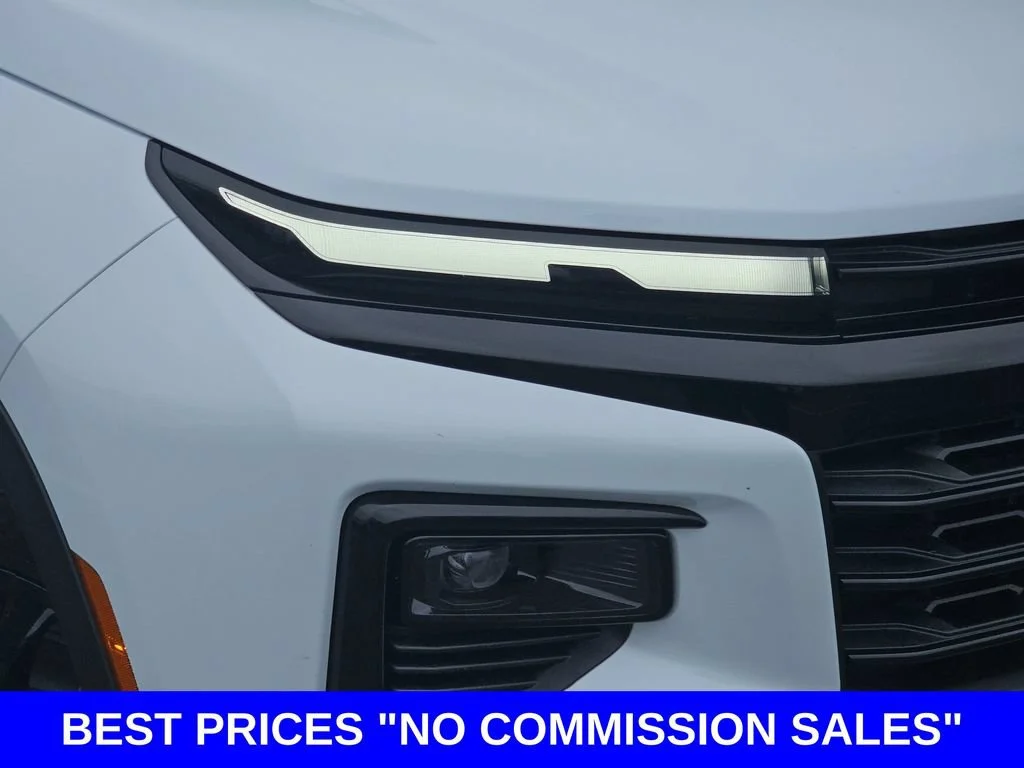 New 2026 Polar White Tricoat Chevrolet LT image 36