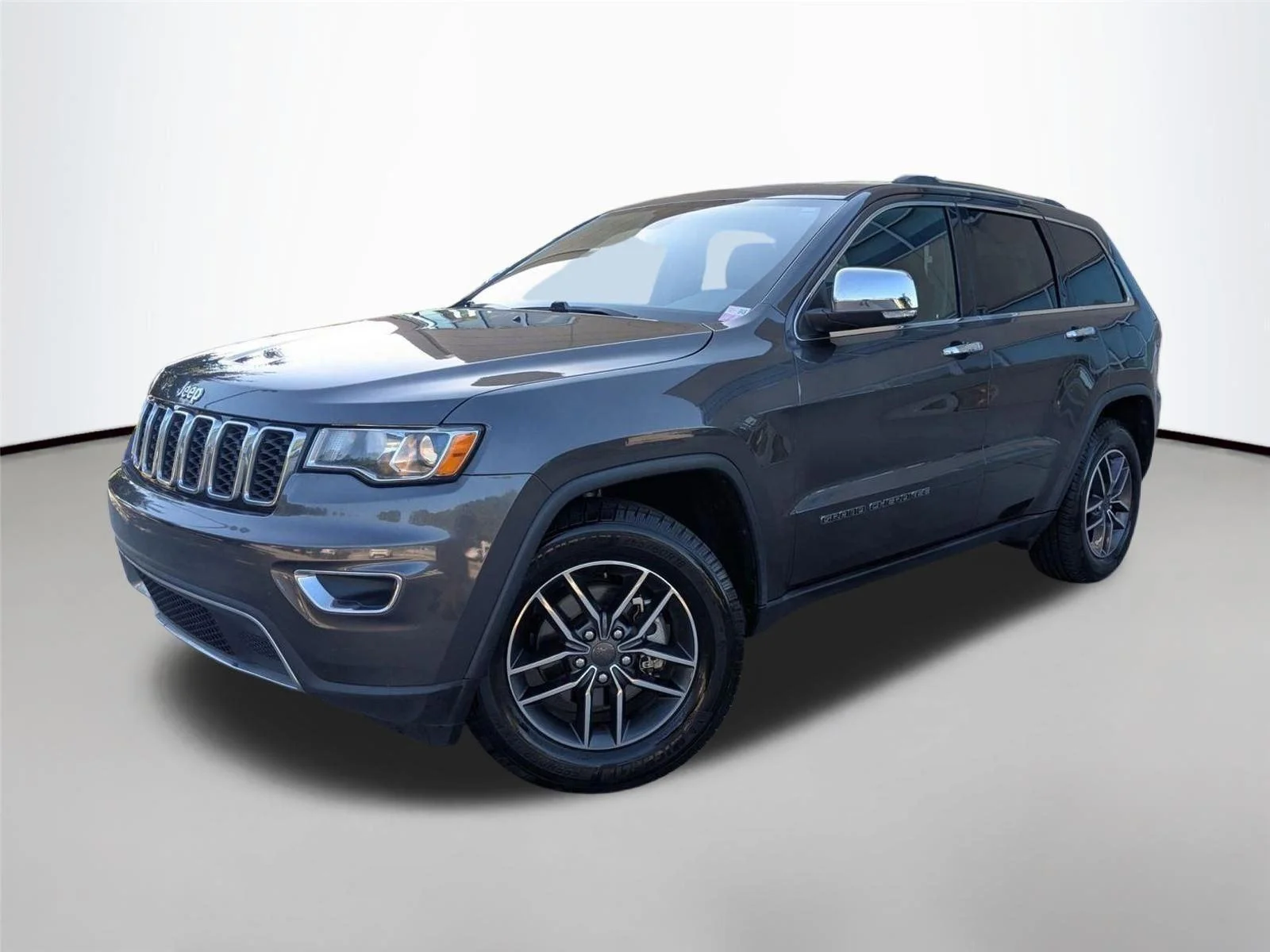 2020 Jeep Grand Cherokee Limited's photo