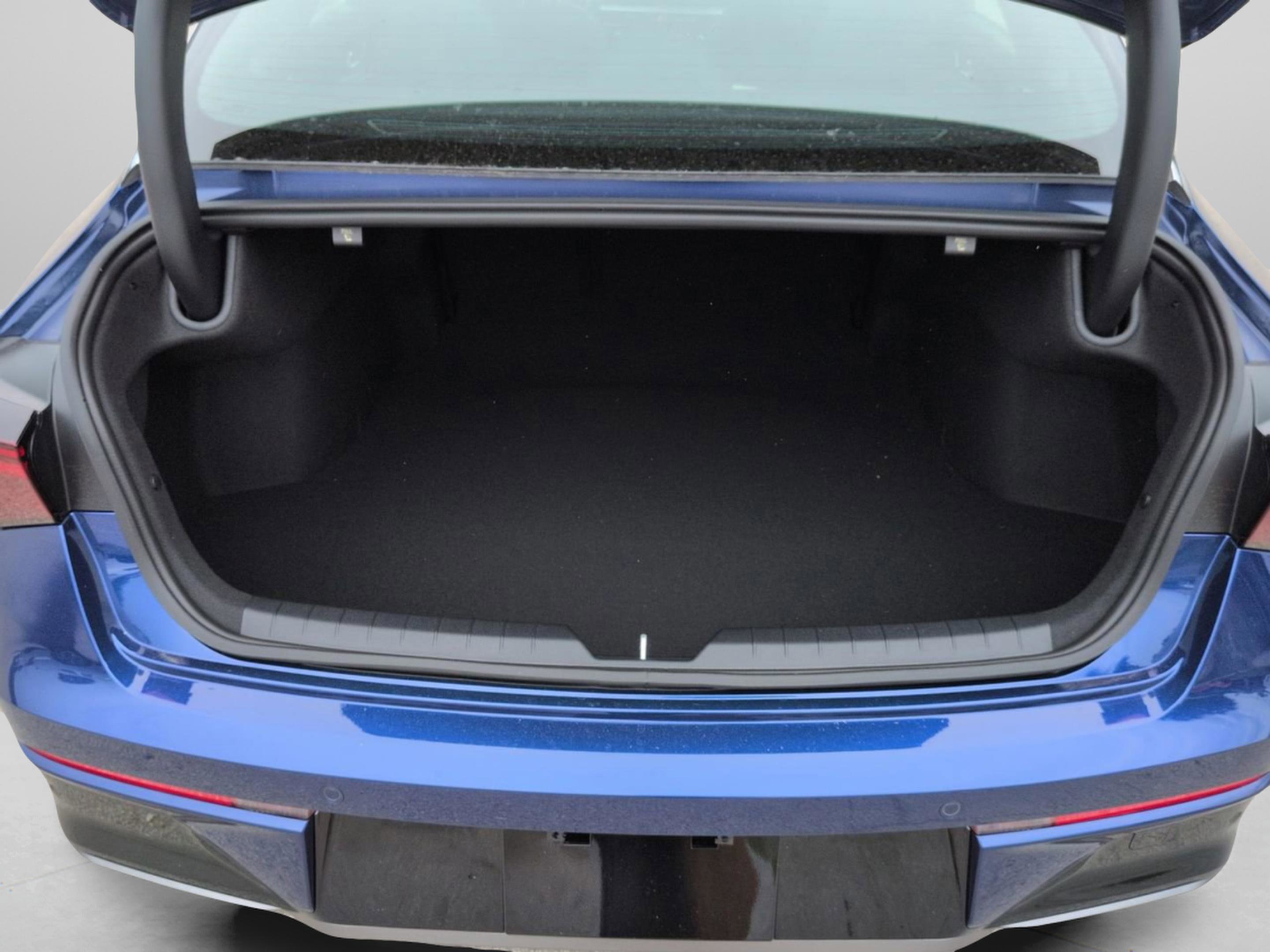 New 2026 Yacht Blue Kia GT-Line FWD image 10