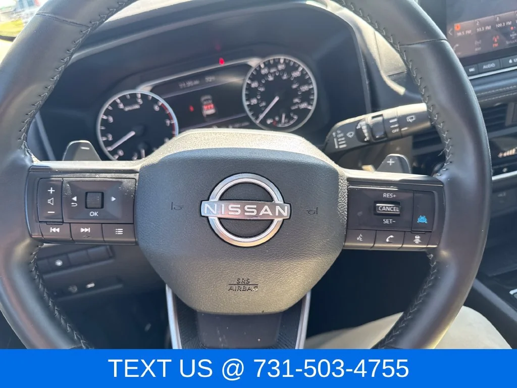 Used 2025 Gray Nissan SV image 15