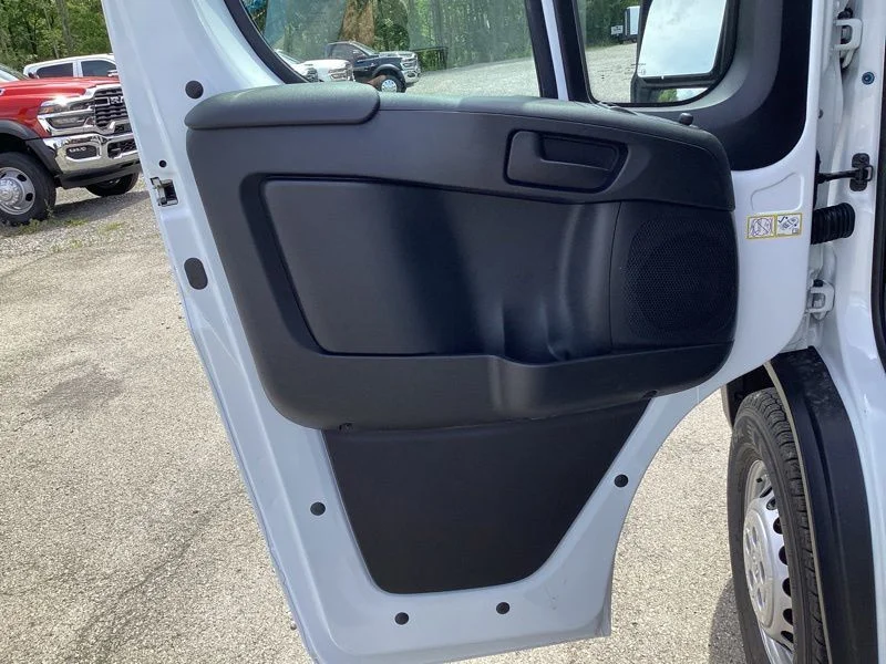 New 2026 Bright White Clear-Coat Exterior Paint RAM High Roof image 19