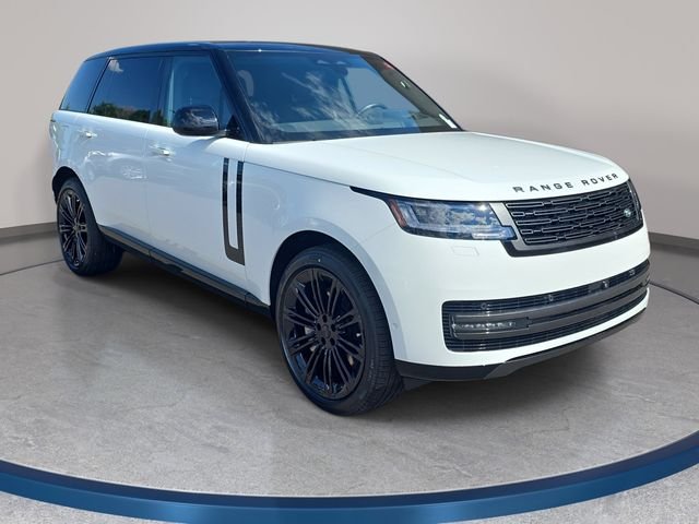New 2026 Fuji White Land Rover SE LWB image 3