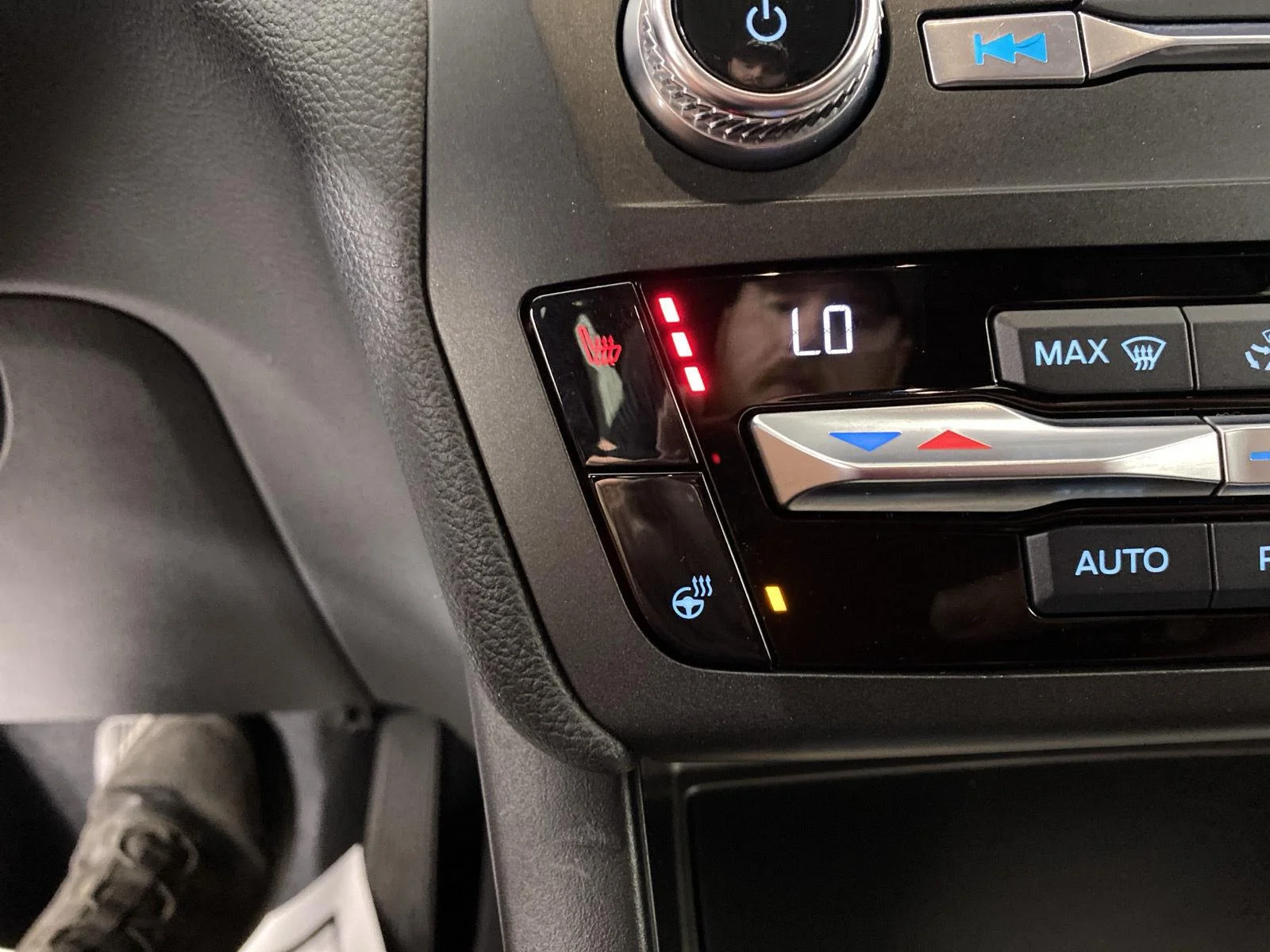 Used 2020 Oxford White Ford XLT image 2