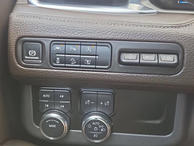 Used 2024 Summit White GMC Denali image 11