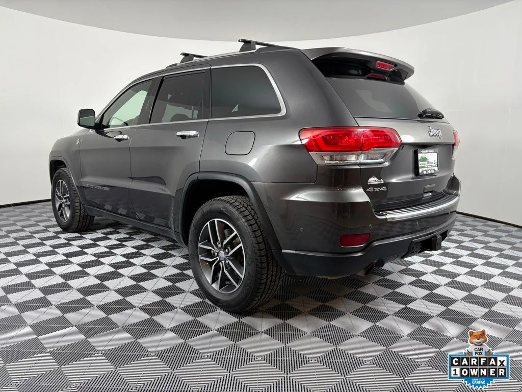 Used 2017 Gray Jeep Limited image 12