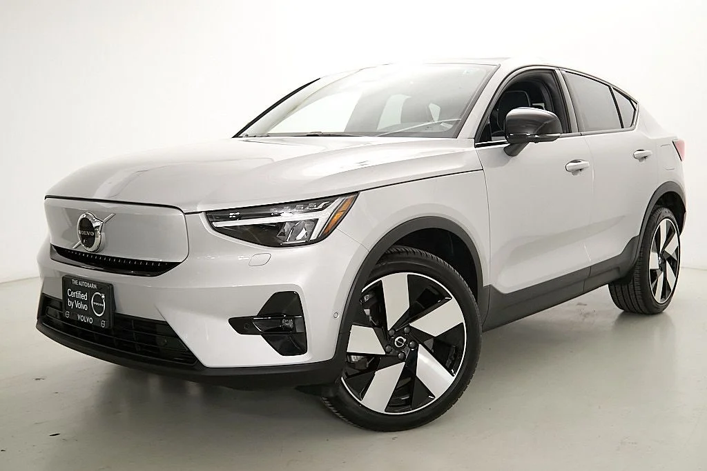 Certified 2023 Volvo C40 Plus with VIN YV4ED3GL3P2045313 for sale in Oak Park, IL