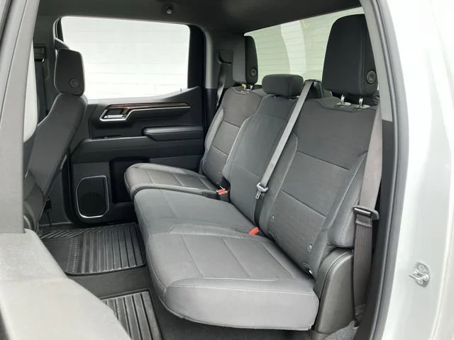 2025 Chevrolet Silverado 1500 LT - Photo 23