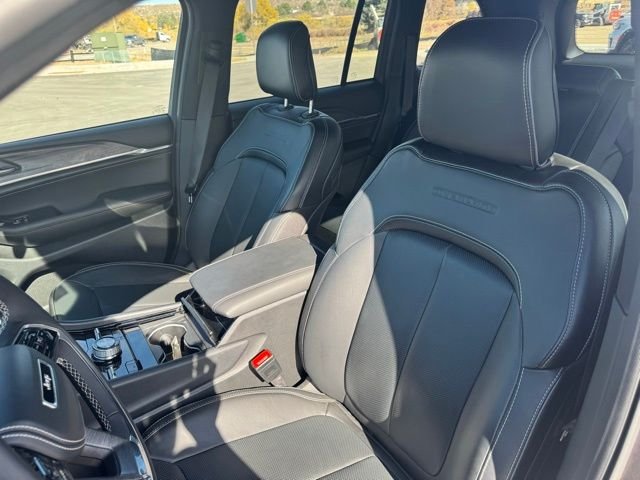 2025 Jeep Grand Cherokee Overland 4xe - Photo 16