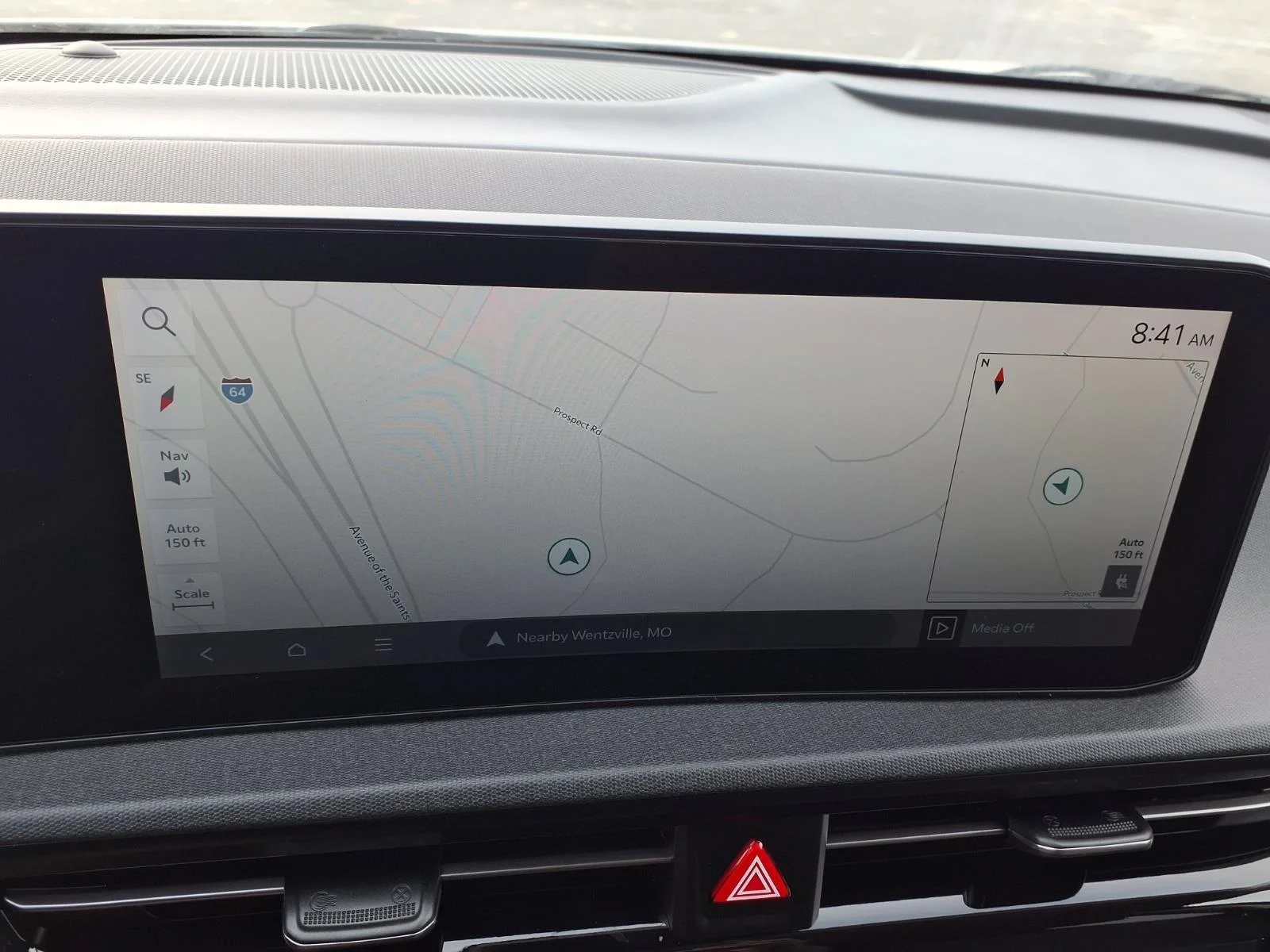 New 2026 Wolf Gray Kia LIGHT image 4