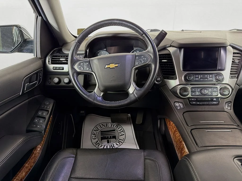 Used 2019 Black Chevrolet Premier image 21