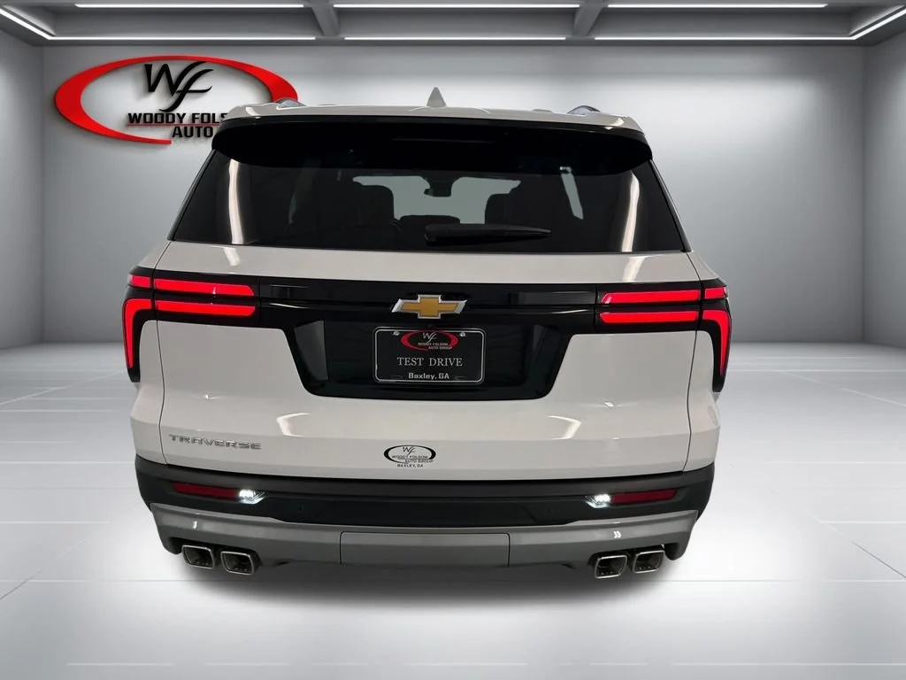 New 2027 Summit White Chevrolet LT image 7