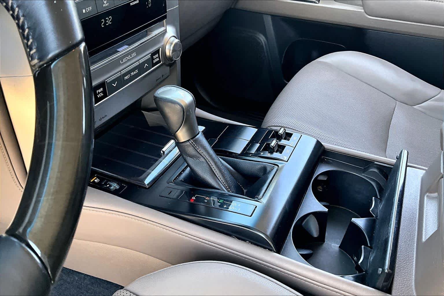Used 2020 Starfire Pearl Lexus Premium image 14