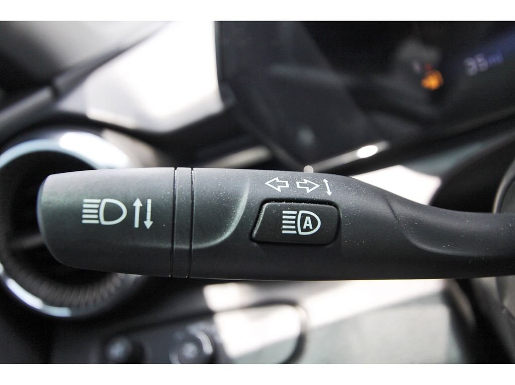 Used 2025 Gray Chevrolet ACTIV image 17