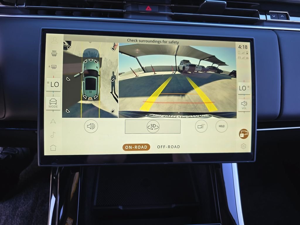 New 2026 Santorini Black LAND ROVER Dynamic SE image 24