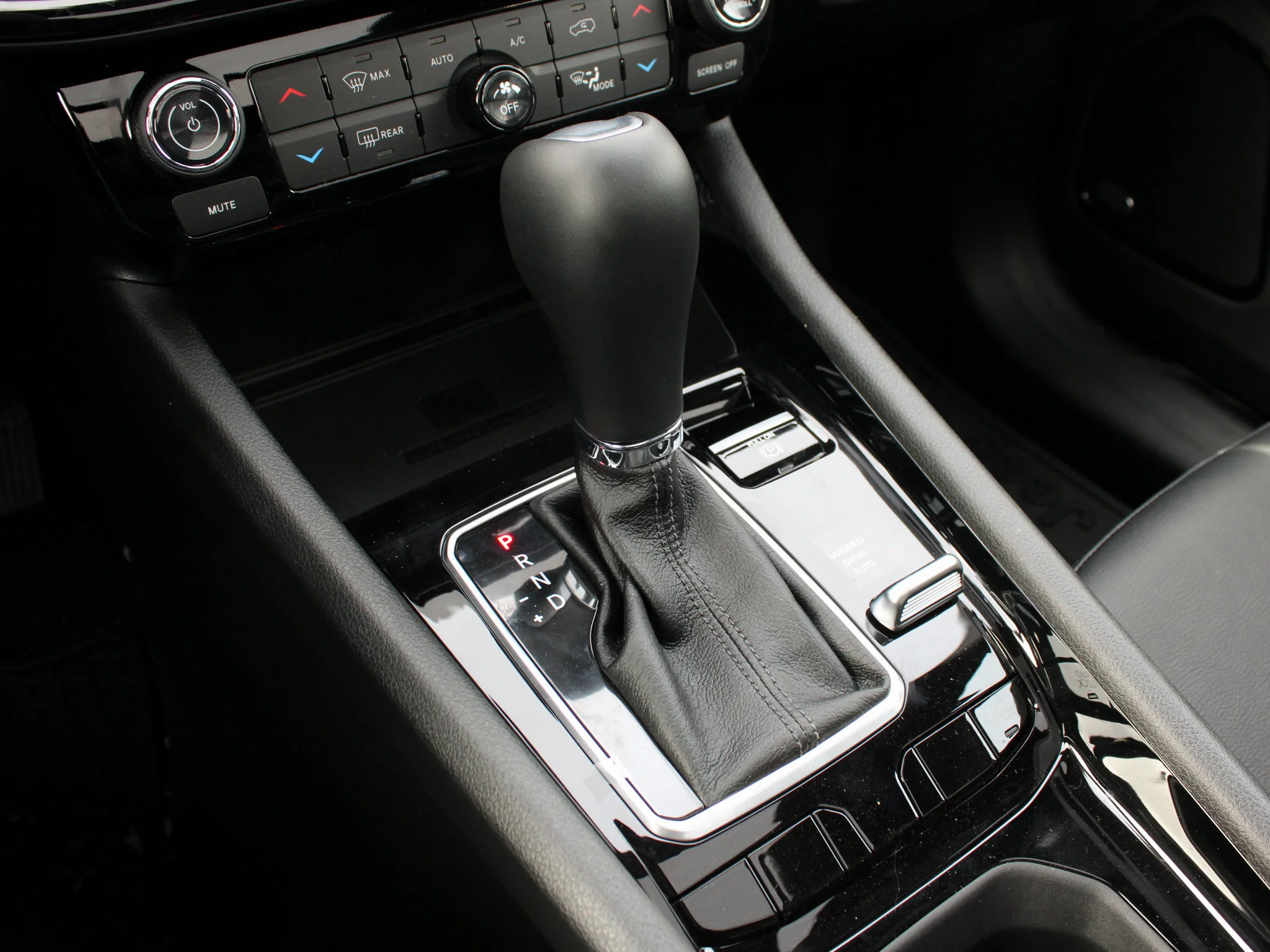 New 2026 Black Jeep North* image 22
