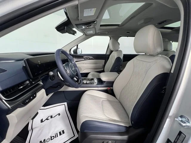 New 2026 White Kia SX image 11