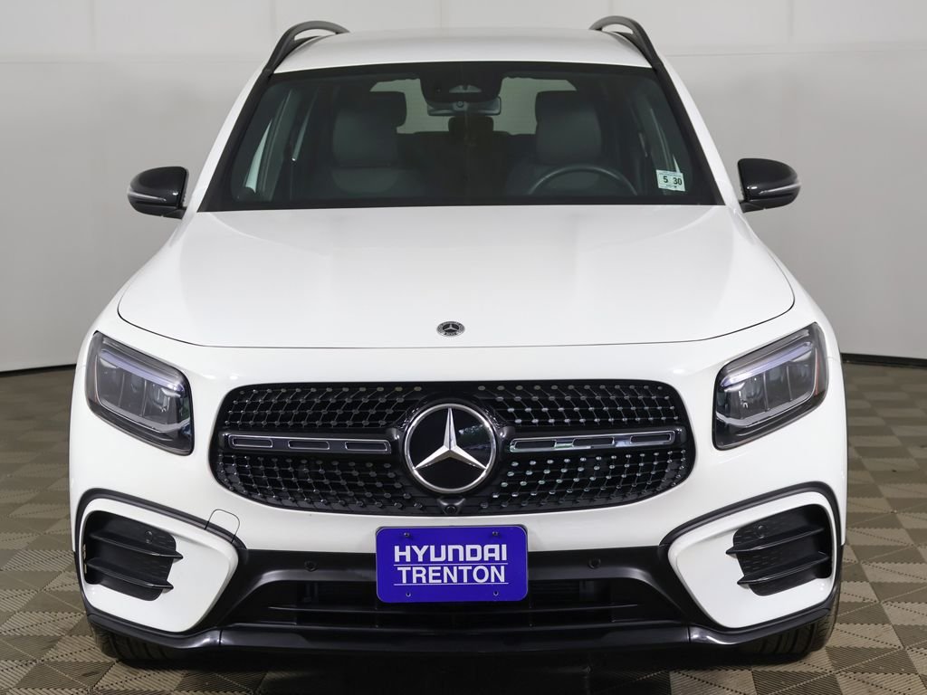Used 2025 White Mercedes-Benz GLB 250 image 10