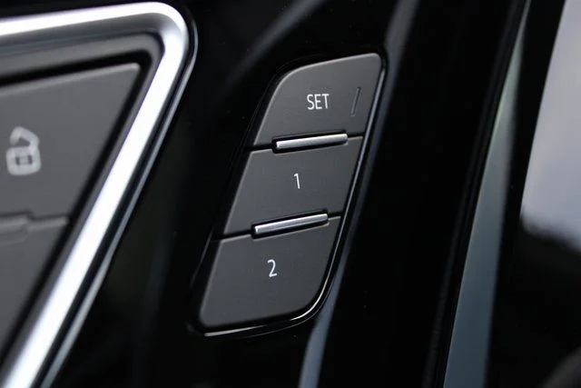 Used 2025 Black Audi Premium Plus image 4