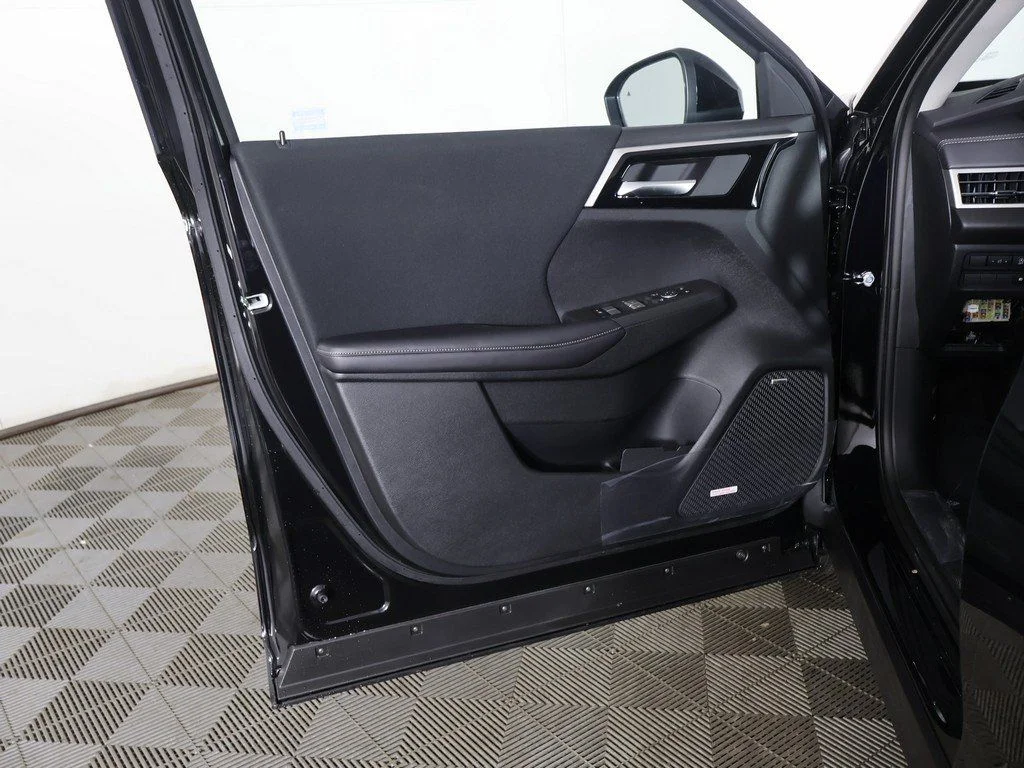 New 2026 Black Mitsubishi ES image 24