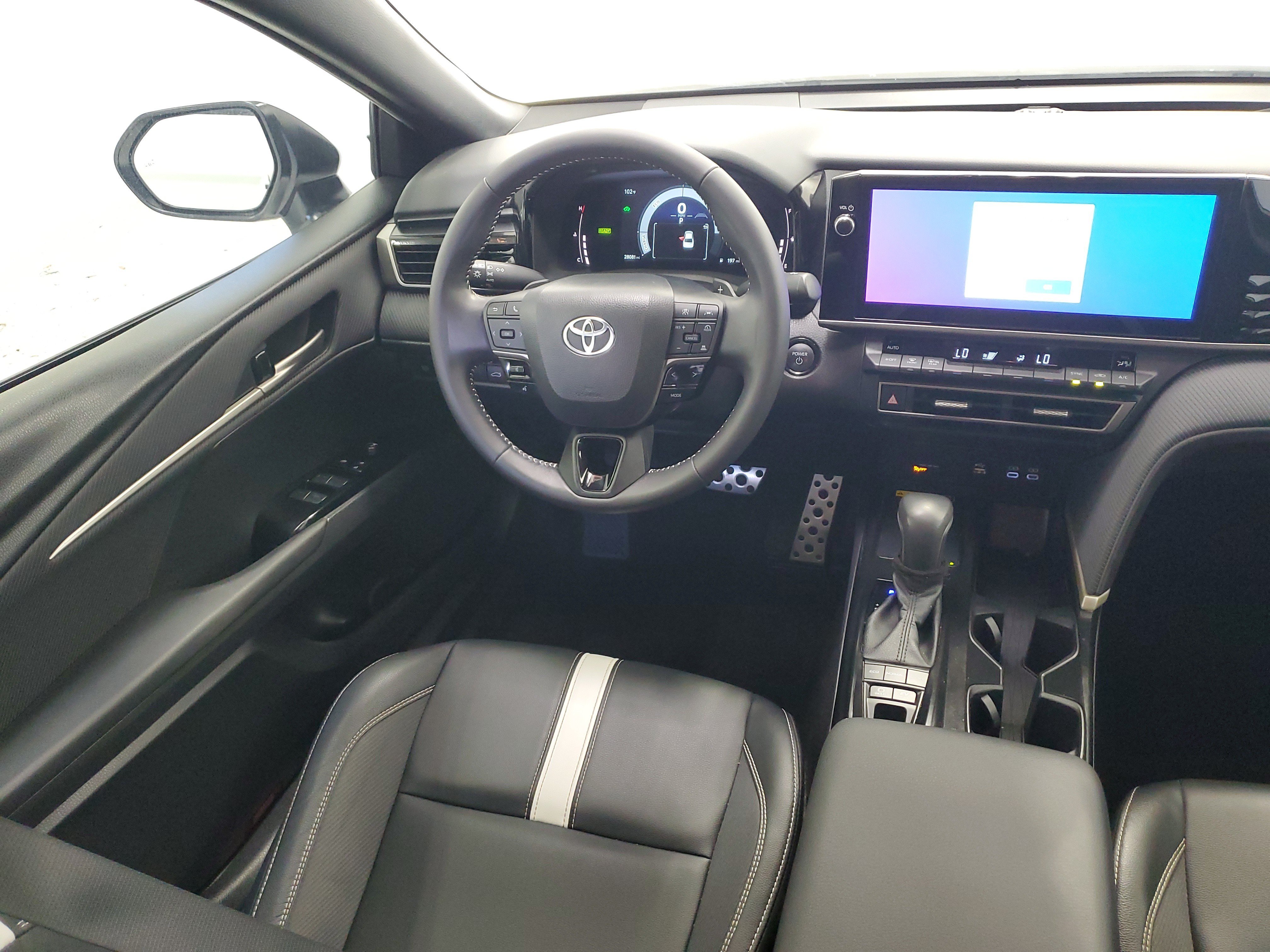 Certified Used 2025 White Toyota XLE image 16