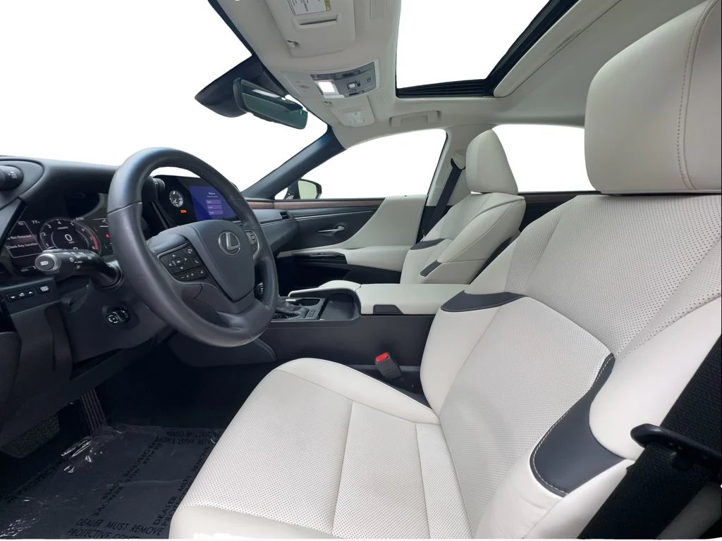 Used 2024 Black Lexus 350 image 21