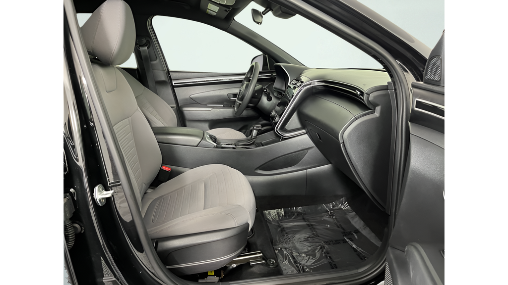 Used 2022 Black Hyundai SEL image 16