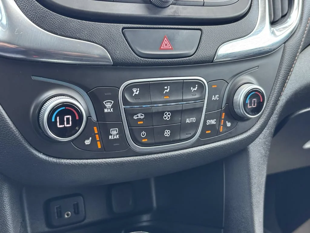 Used 2018 CAJUN RED TINTCOAT Chevrolet Premier image 26