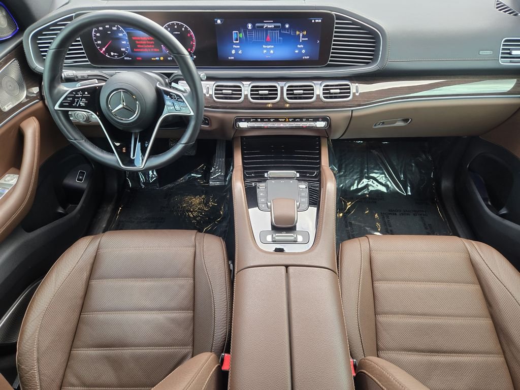Certified Used 2024  Mercedes-Benz GLS 450 image 2