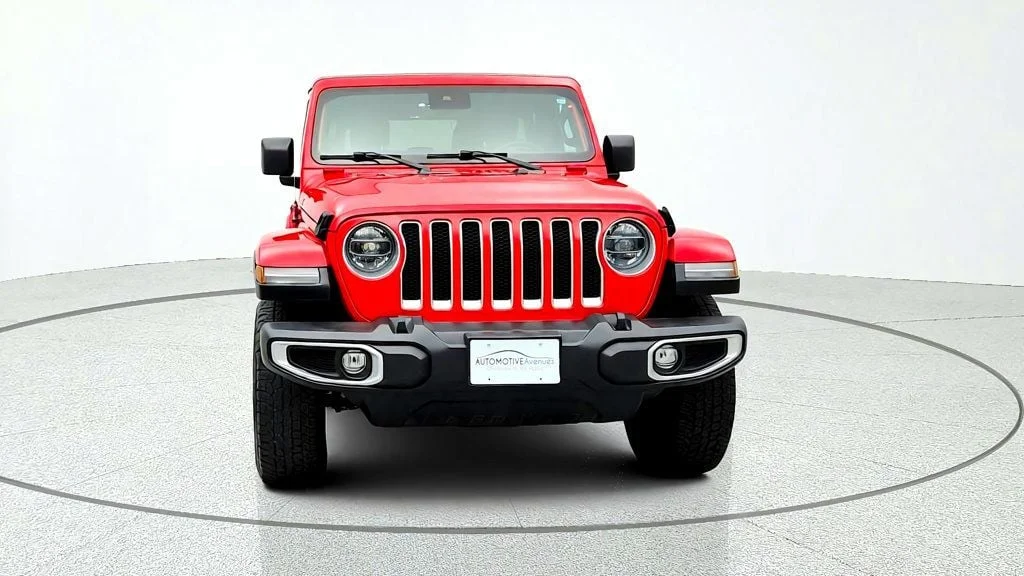 Used 2022 Firecracker Red Clearcoat Jeep Unlimited Sahara 4x4 w/ Hard Top, Selec-Trac & LED Lighting image 2