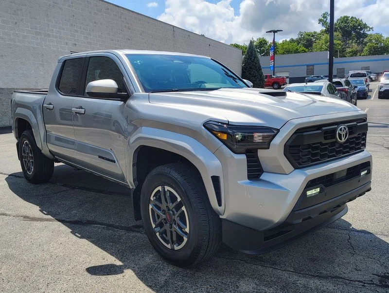 Used 2024  Toyota TRD Sport image 5