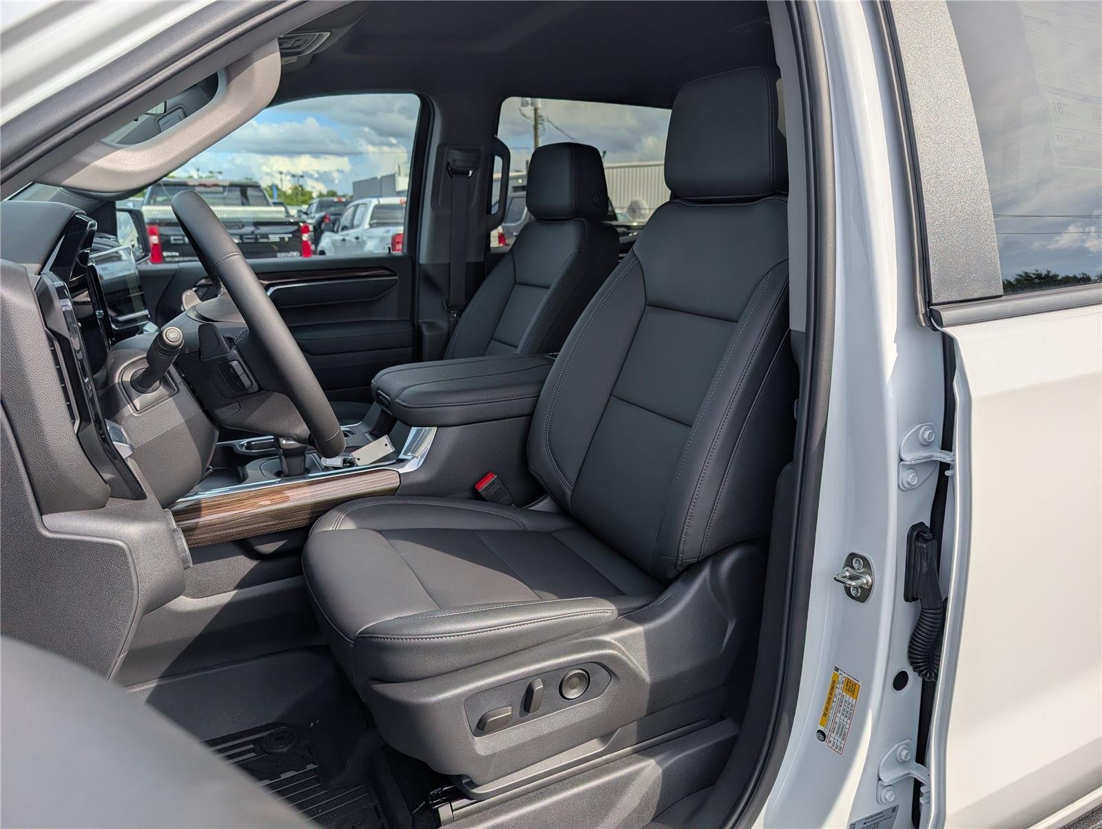 New 2026 Summit White Chevrolet LT Trail Boss image 3