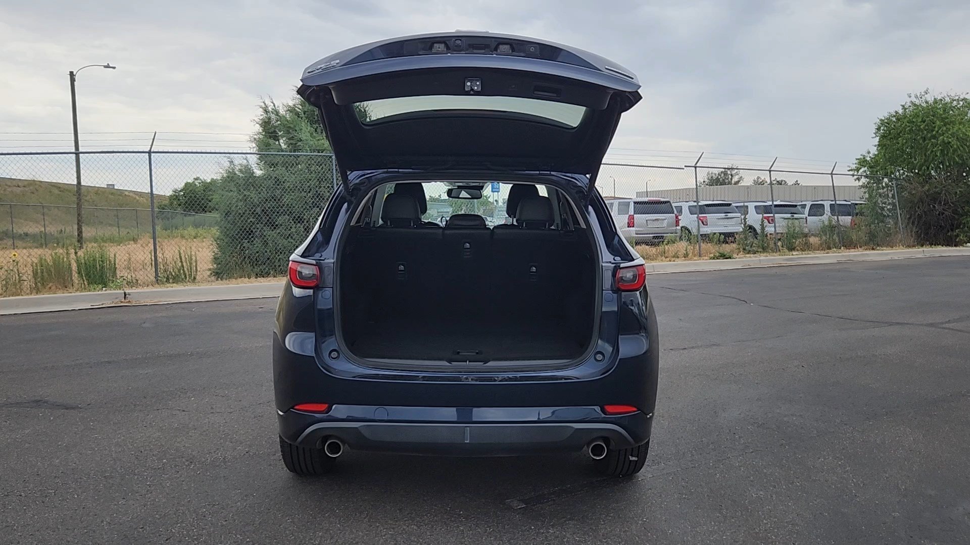 2025 Mazda CX-5 S Preferred package - Photo 19