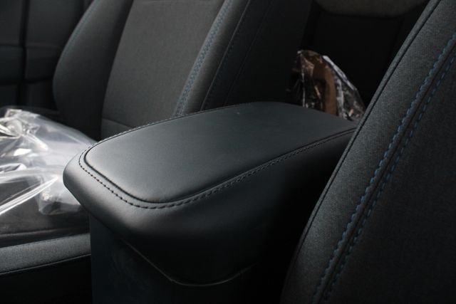New 2026 Shadow Black Ford XLT image 18