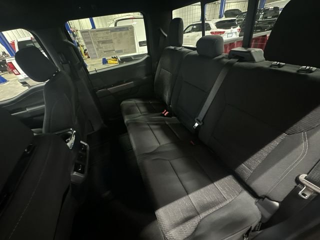 New 2026 Ruby Red Metallic Tinted Clearcoat Ford XLT image 30