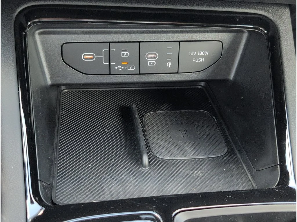 2025 Kia K5 EX - Photo 16