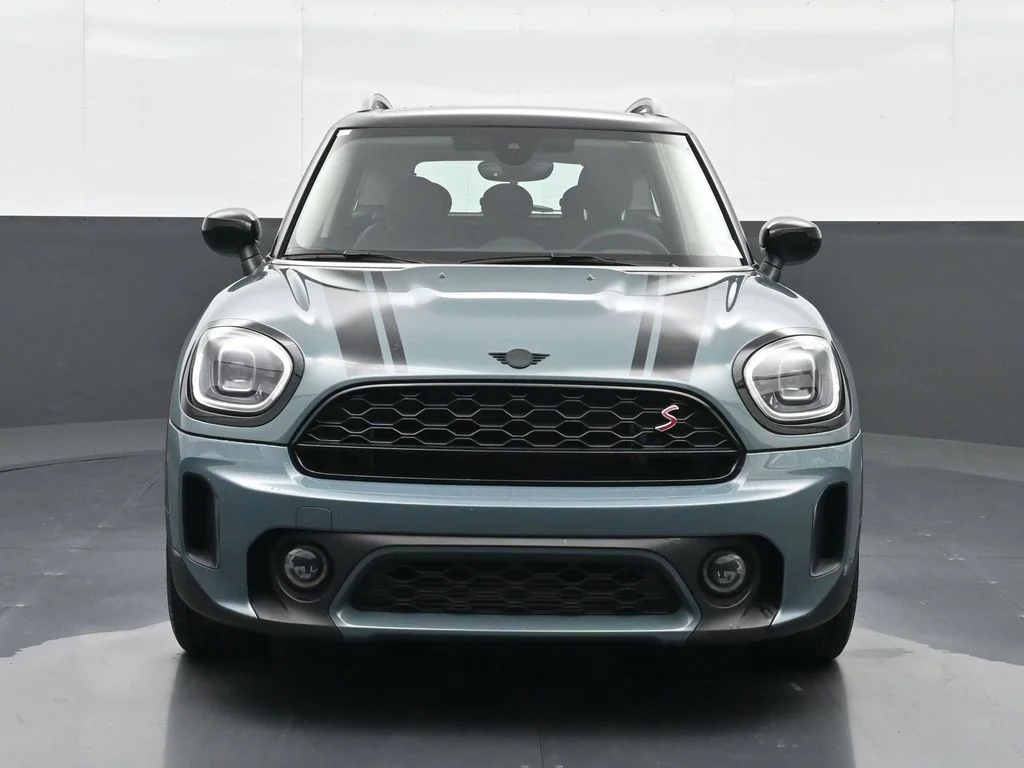 Used 2024 Green MINI Signature image 15