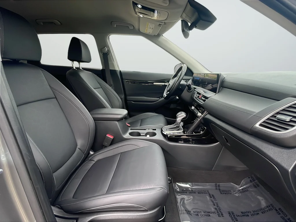 Used 2024 Gray Kia SX image 26