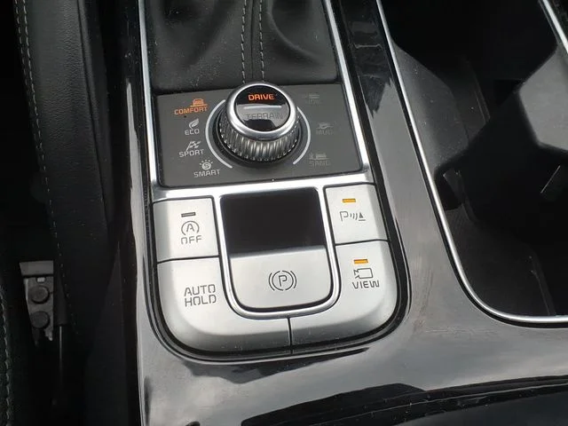 Used 2022  Kia SX image 36