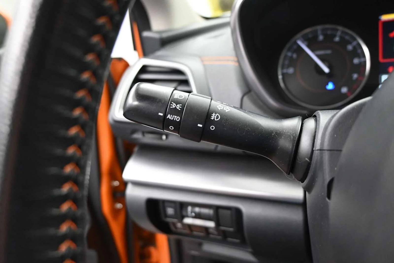 Used 2019 Sunshine Orange Subaru Limited image 14
