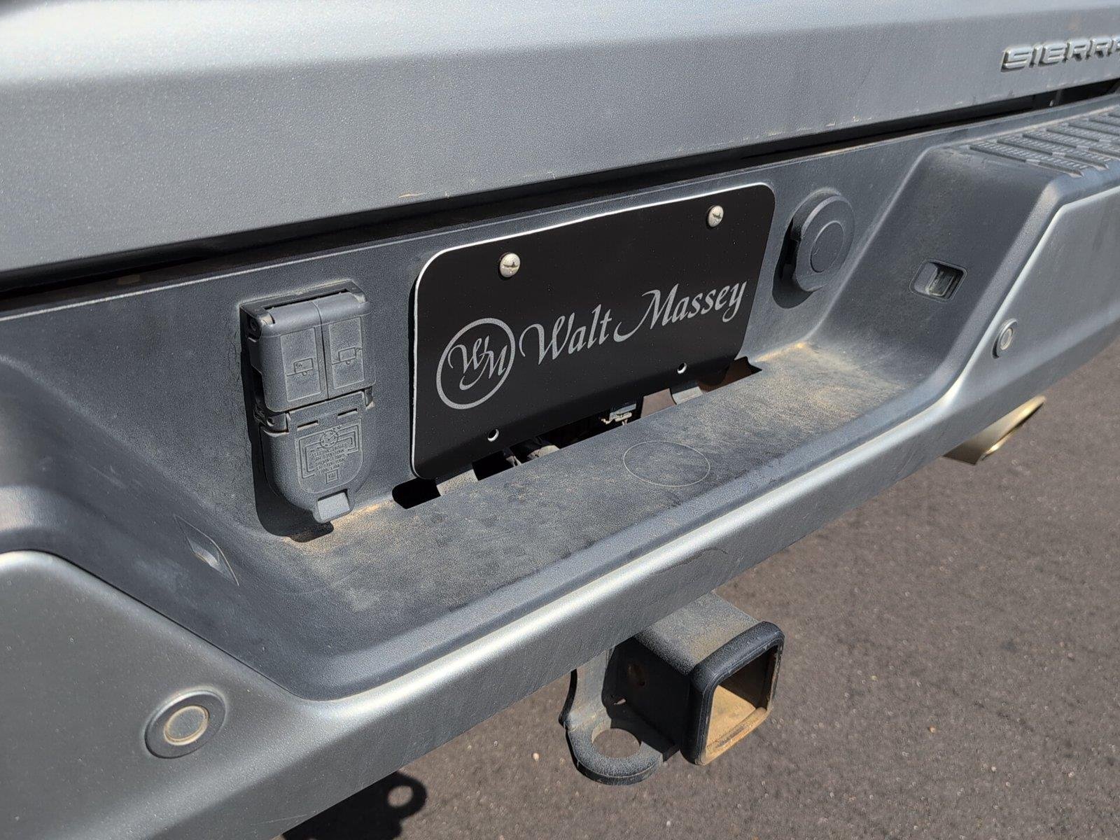 Used 2025 Sterling Metallic GMC Denali image 35