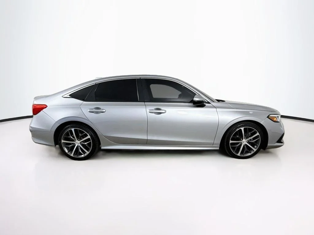 Used 2022  Honda Touring image 8