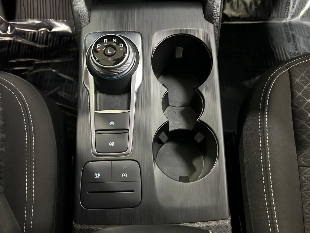 Used 2024 Silver Metallic Ford Active image 24