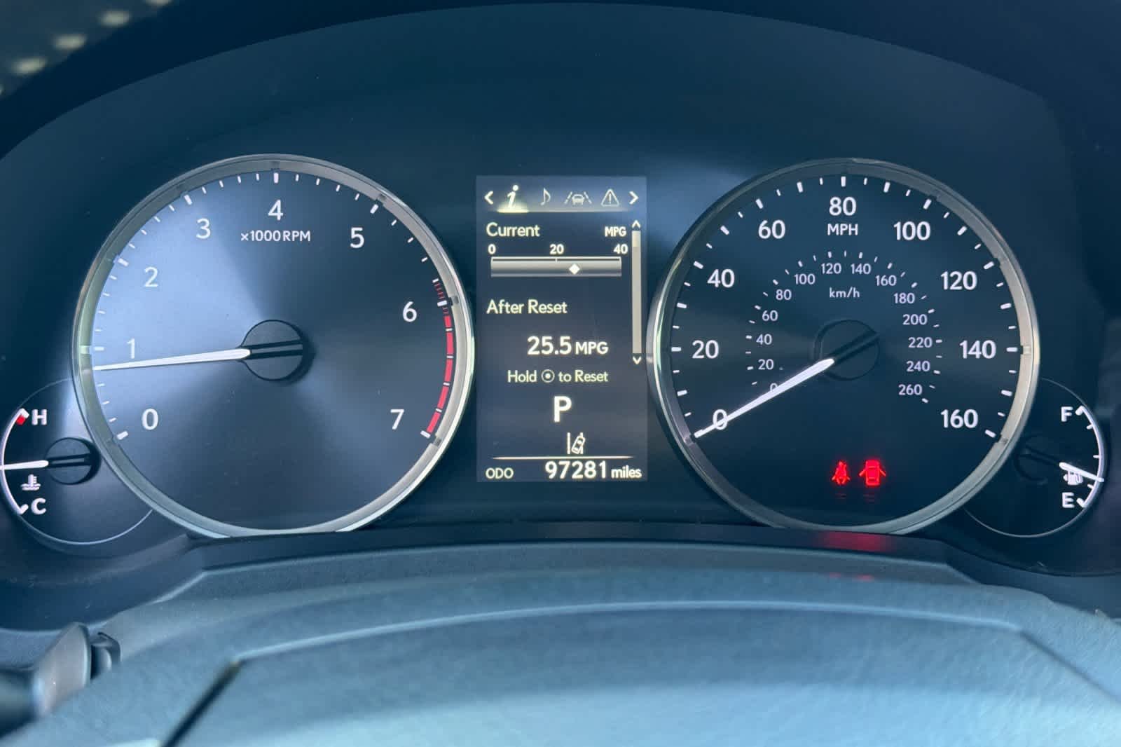 Used 2019 Eminent White Pearl Lexus  image 27