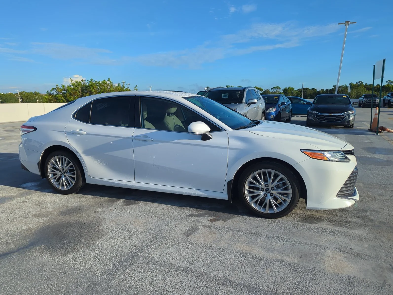 Used 2019 Super White Toyota XLE image 4